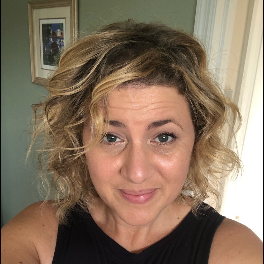 Meet your Posher, Lisa